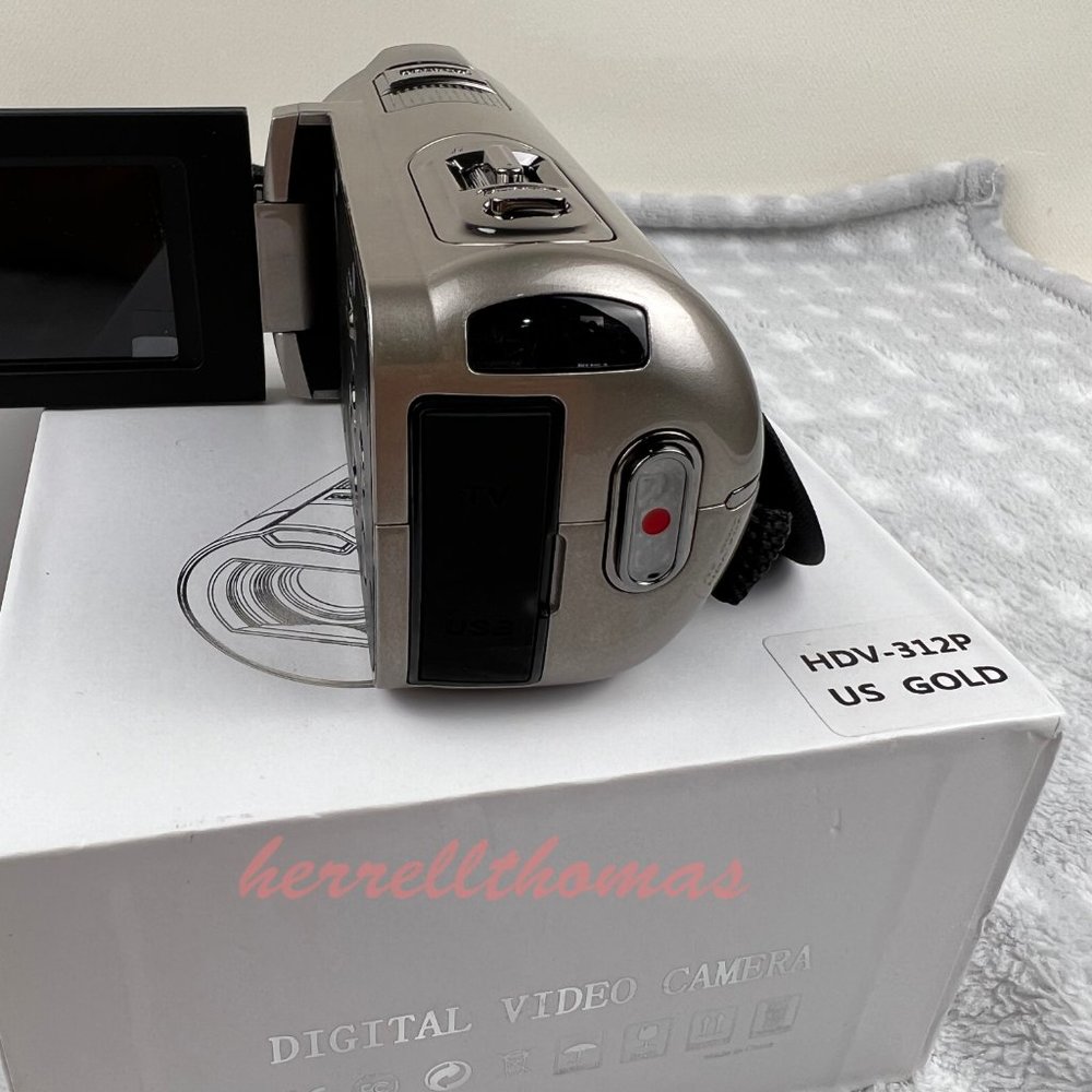 DIGITAL VIDEO CAMERA - Picture 5 of 8